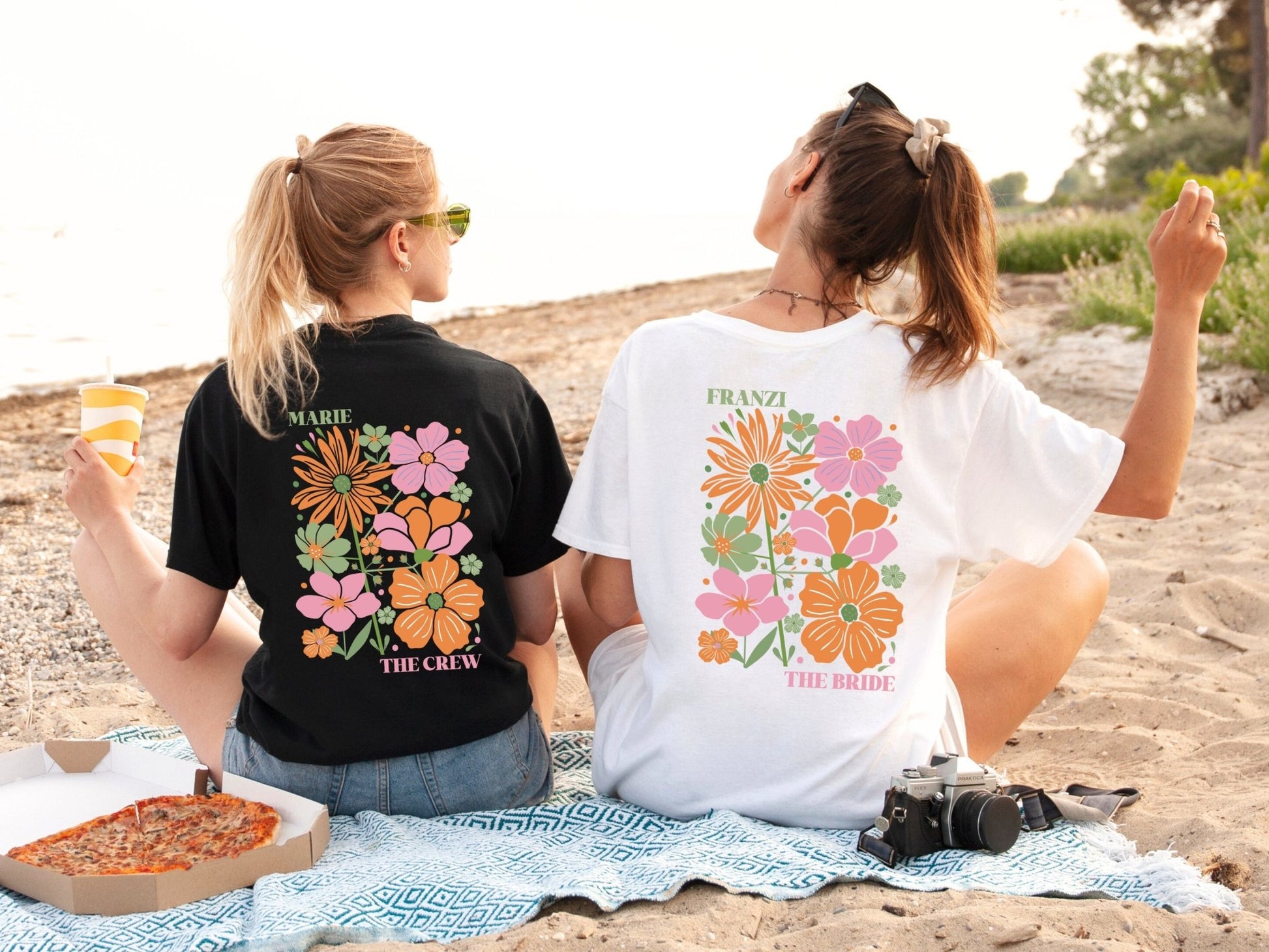 Boho floral JGA Shirt personalisiert - Braut Crew Shop