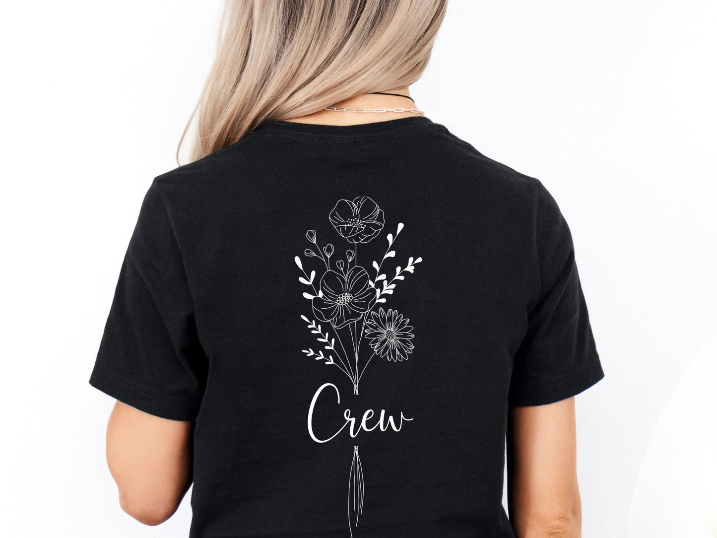 JGA T-Shirts mit Blumen Personalisiert und Minimalistisch - Braut Crew Shop