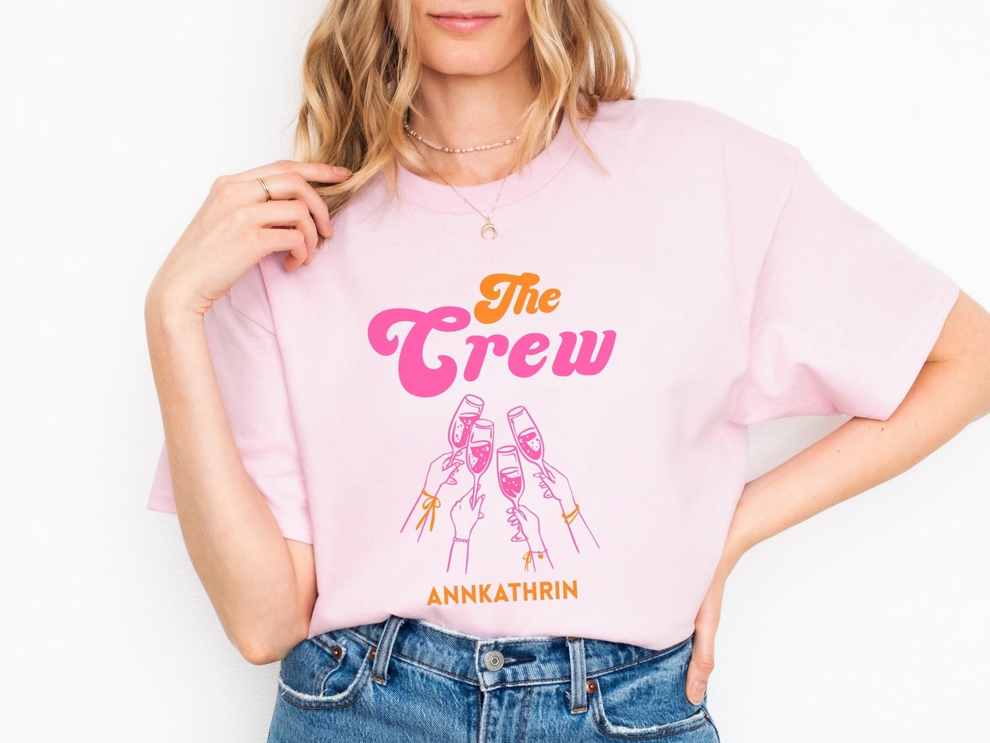 Neon JGA T-Shirt personalisiert – Bunter Look für Brautcrew - Braut Crew Shop