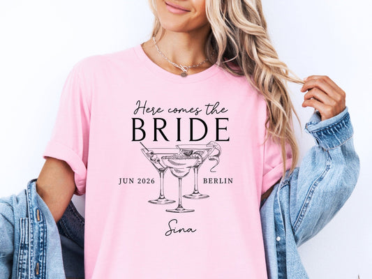 Personalisiertes JGA Shirt mit Cocktail - Design - Braut Crew Shop