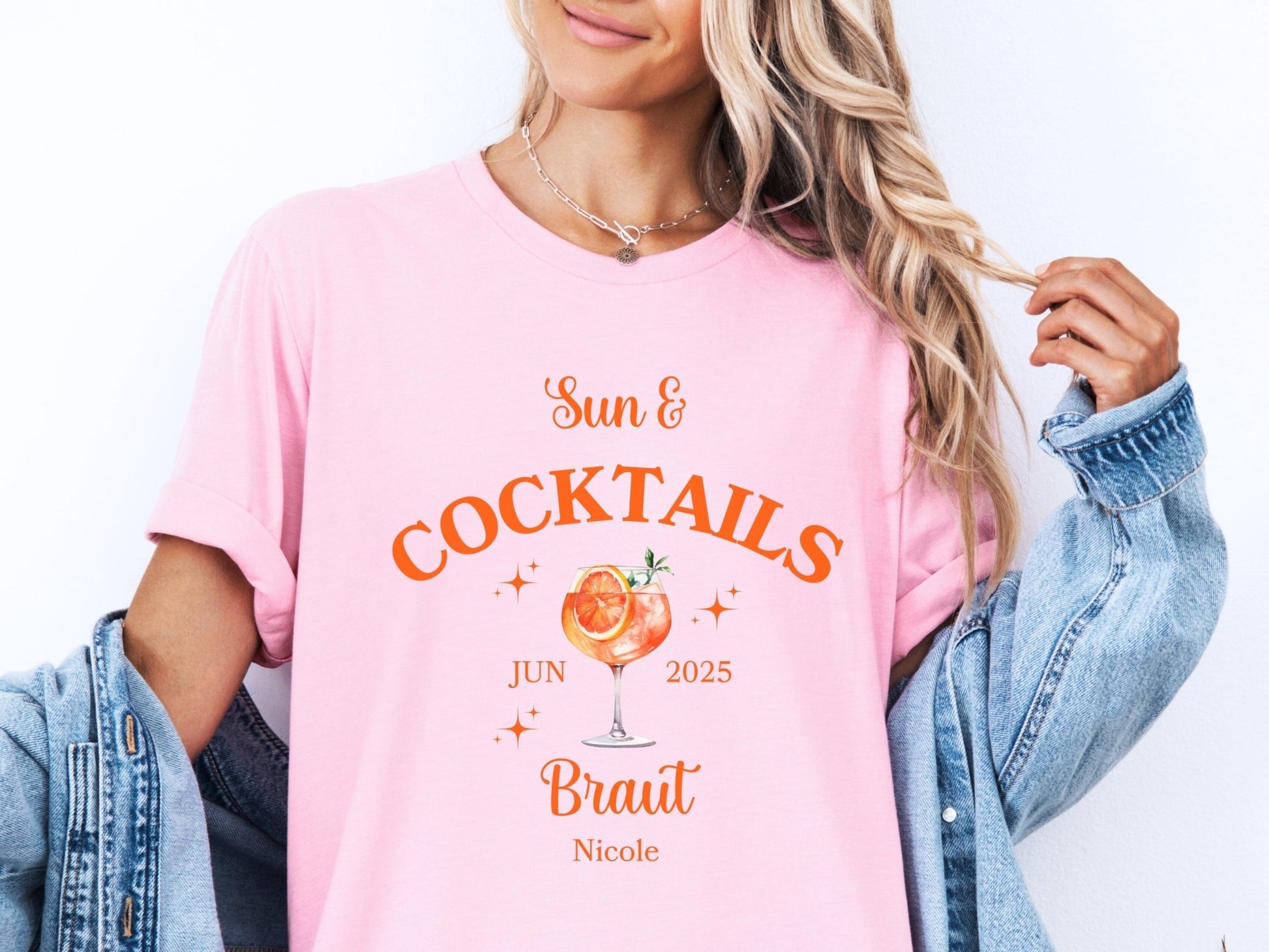 Personalisiertes JGA Shirt mit Cocktail - Design - Braut Crew Shop
